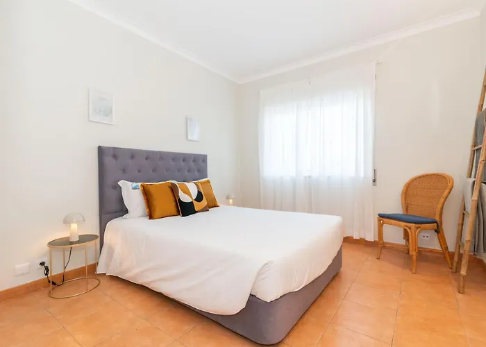 Sunny Golden 1bdr W & Pool Access Included アパート カバナス・デ・タビラ