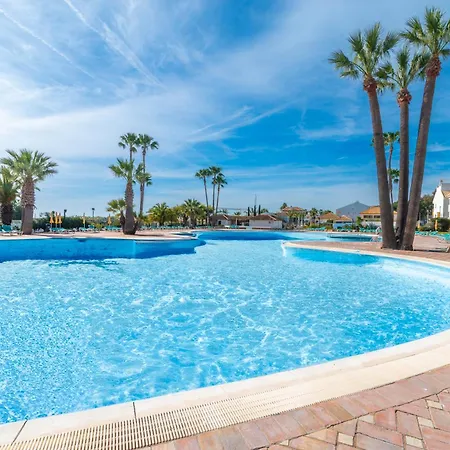شقة Sunny Golden 1bdr W & Pool Access Included *